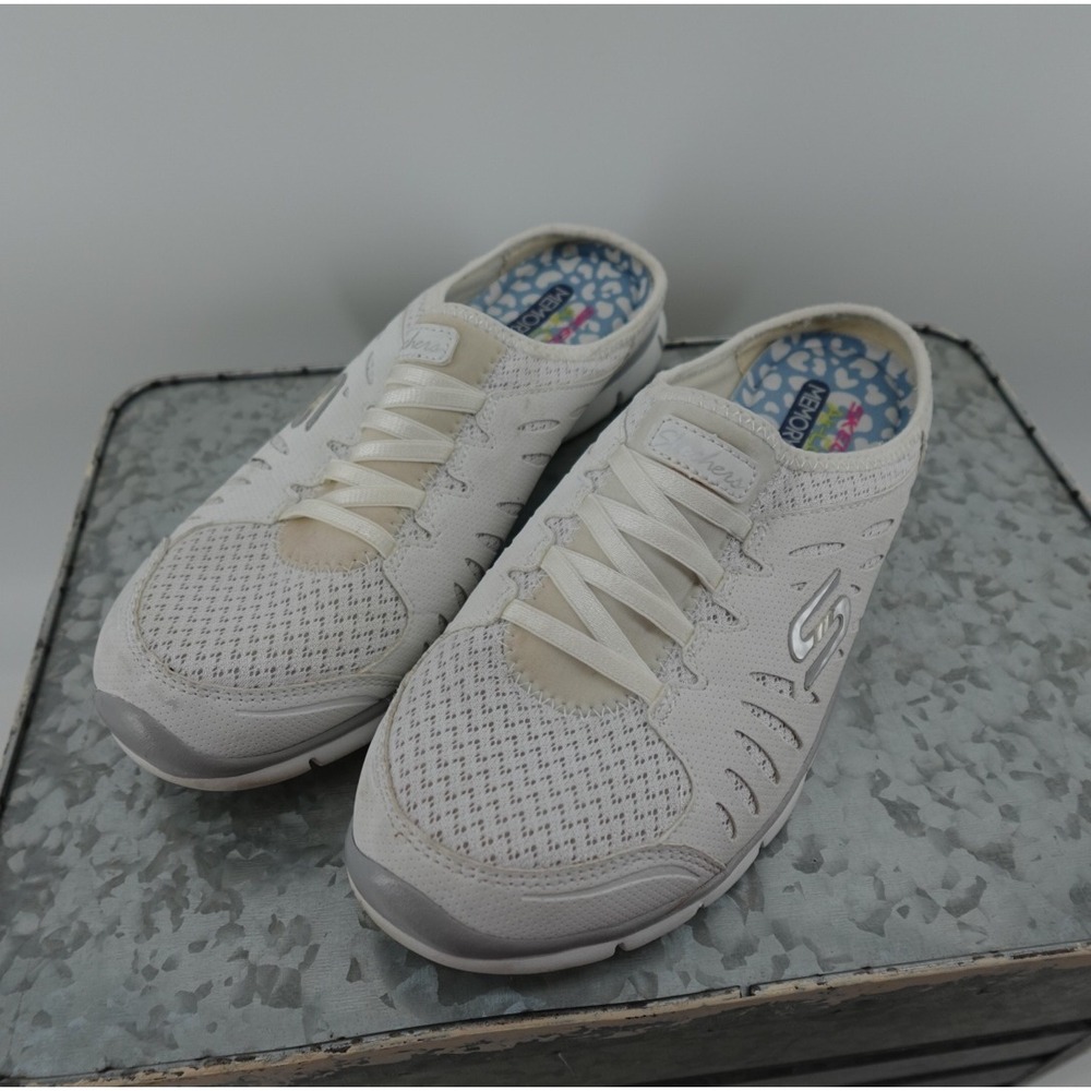 Skechers Womens White Air-Cooled Memory Foam Slip On‎ Mule Sneakers 22752 Size 8